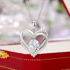 Exquisite Double Heart Pendant Necklace Inlaid Zircon For Women